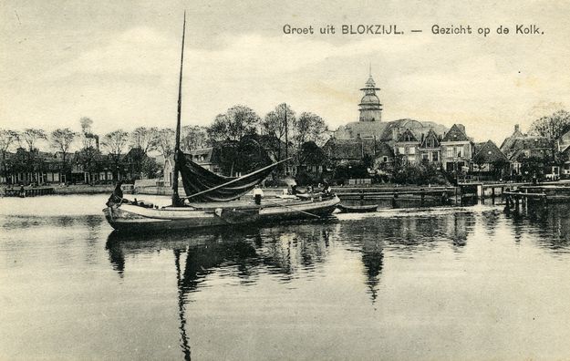 Een oude ansichtkaart van De Kolk in Blokzijl