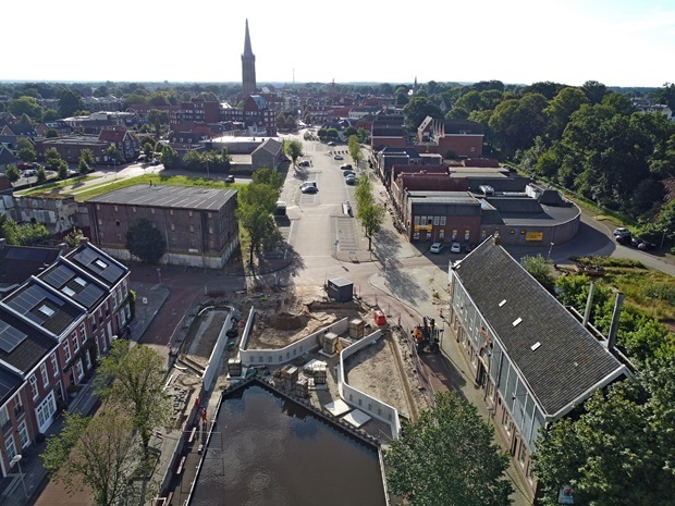 Luchtfoto werkzaamheden havenkop Steenwijkerdiep