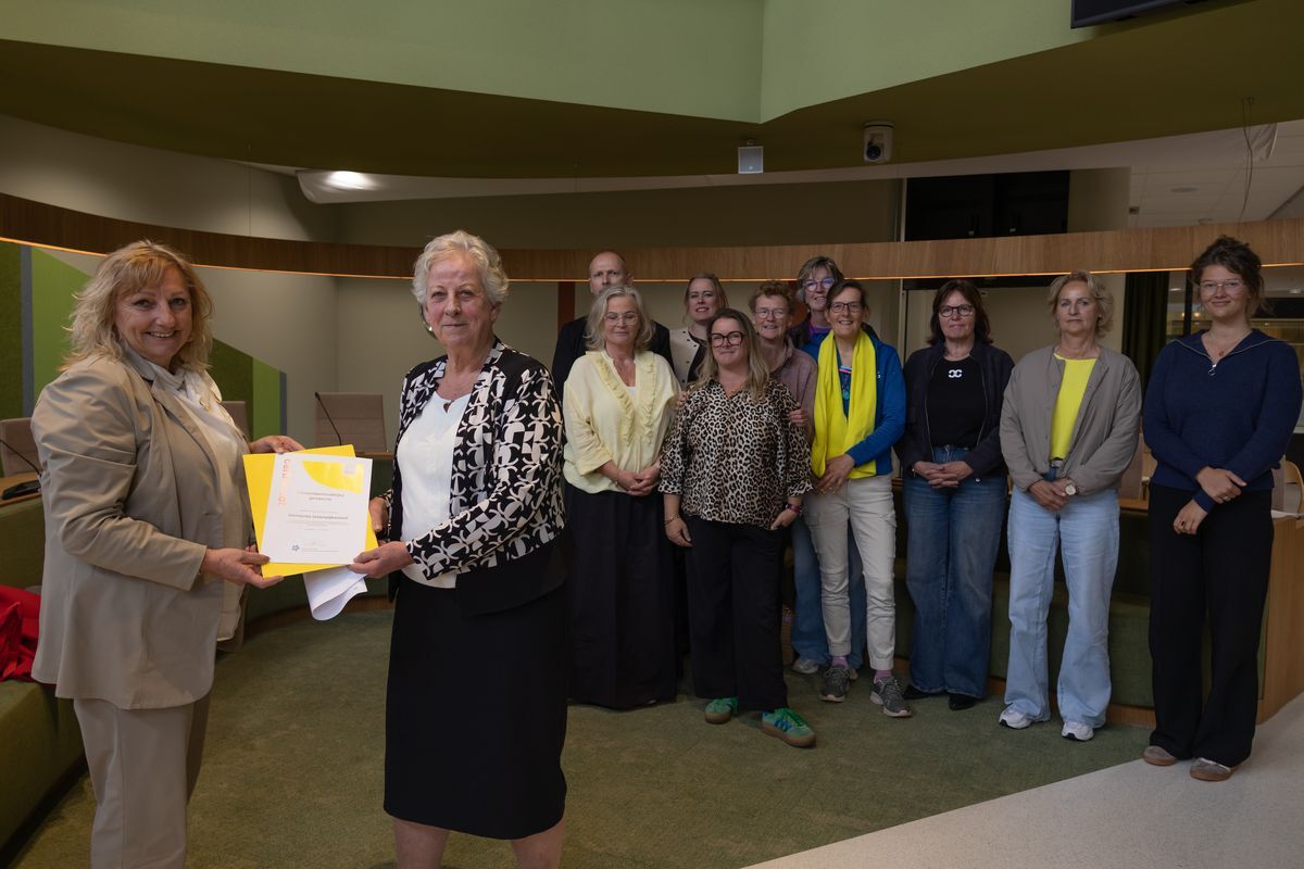 Overhandiging certificaat dementievriendelijke gemeente
