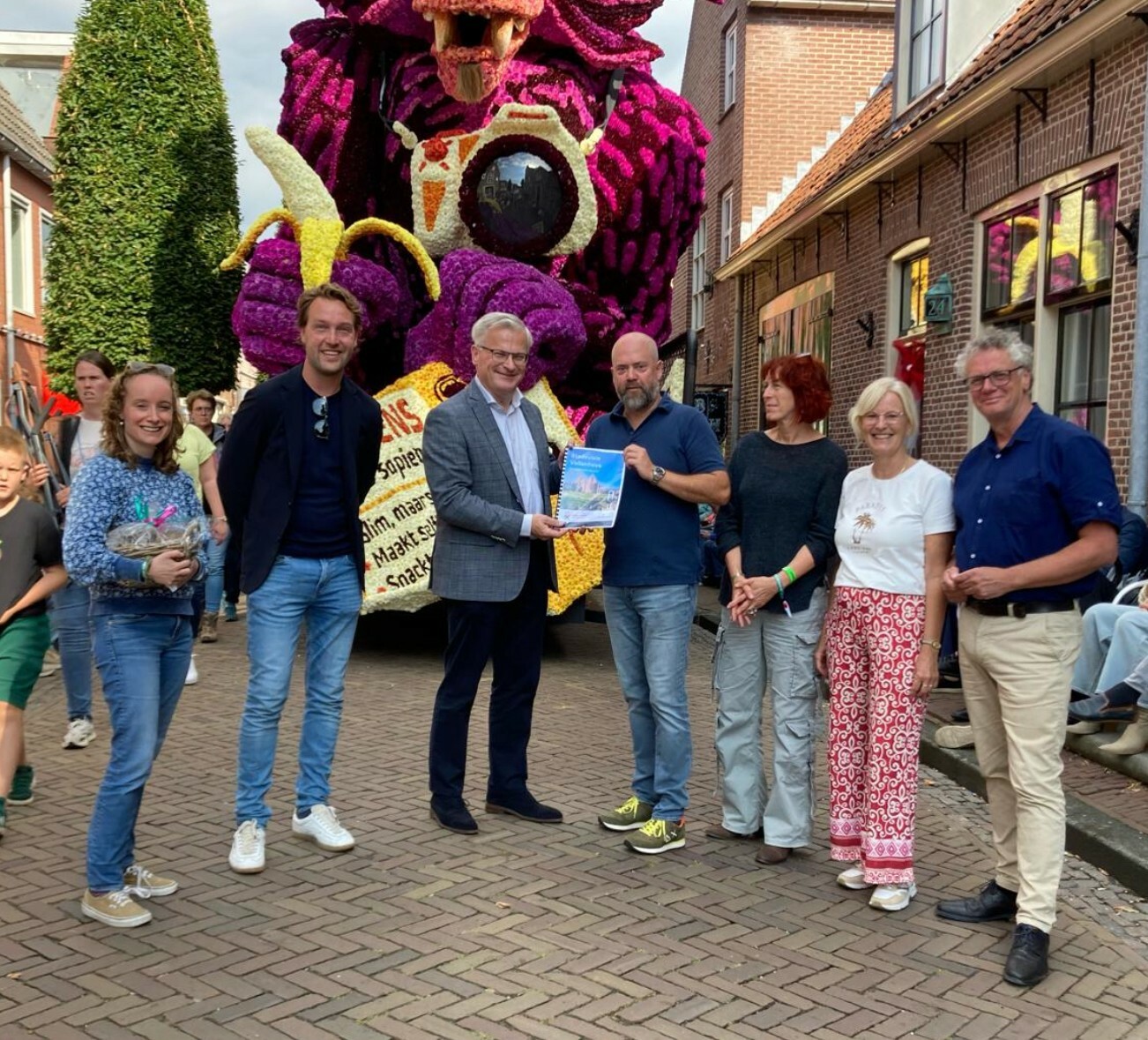 Stadsvisie Vollenhove aangeboden aan Provincie Overijssel